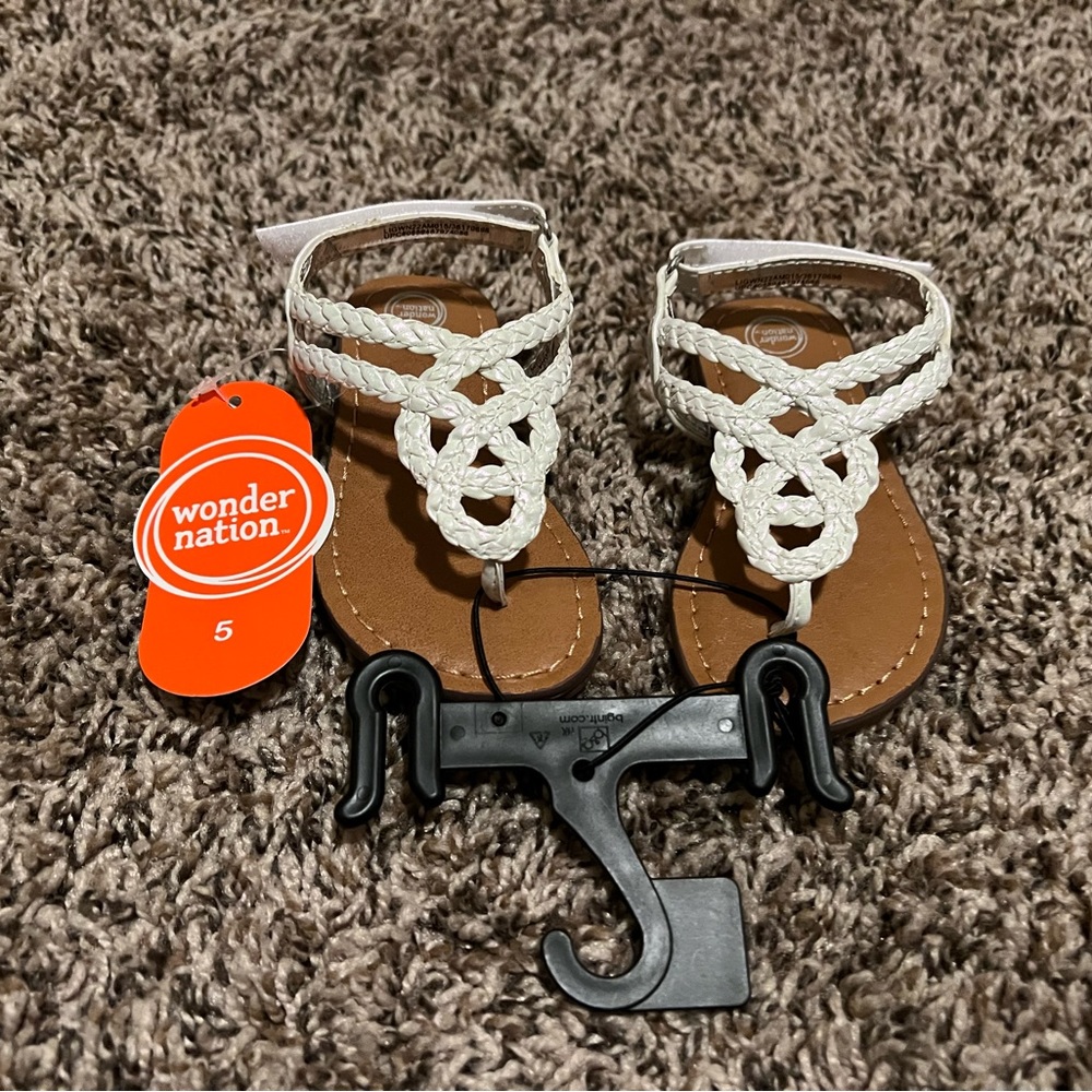 Size 5 Wonder Nation Toddler Shoes Brand New